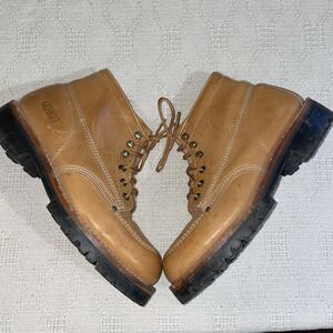 Lehigh Women’s Steel Toe Boots Size 9 M Tan Leather Workwear Hiking Rugged